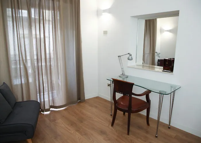 Appartement à 2 Chambres à Coucher